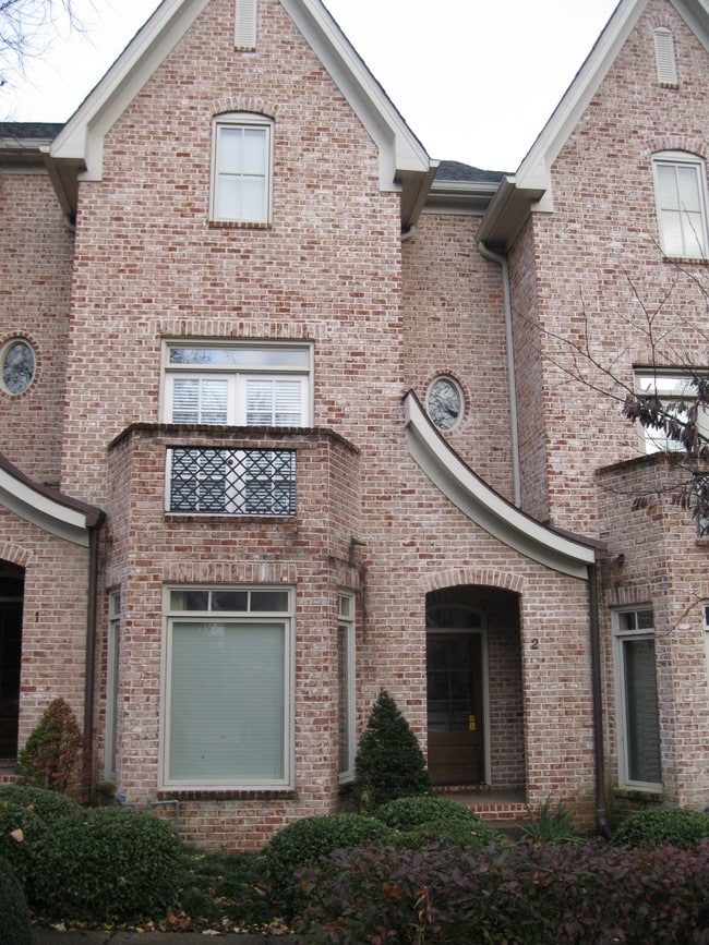 property at 3189 Parthenon Ave