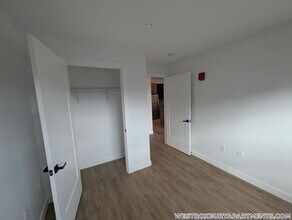 199 Gardner St in Boston, MA - Foto de edificio - Building Photo