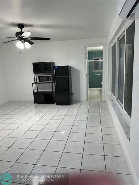 property at 1924 N 58th Way