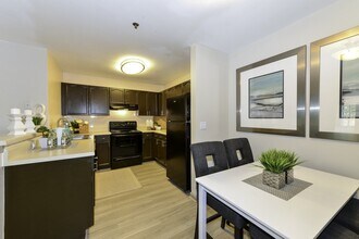 Elevate at Dawson Forest in Dawsonville, GA - Foto de edificio - Building Photo