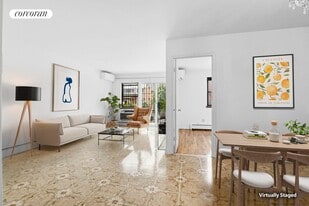 31-31 42nd St in Queens, NY - Building Photo