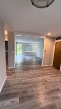 990 Highline Dr in East Wenatchee, WA - Building Photo - Building Photo