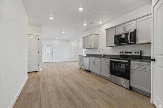 1538 E Livi Ln in Saratoga Springs, UT - Building Photo - Building Photo