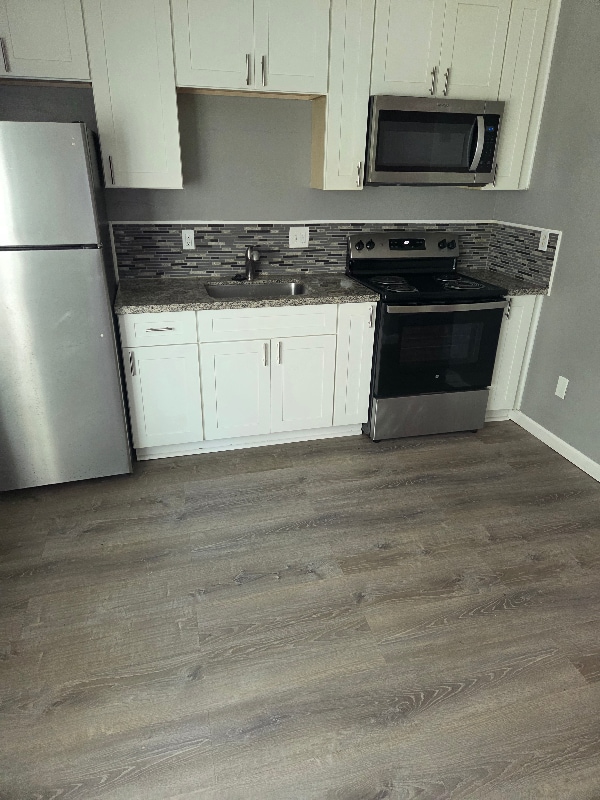 1919 Merkley Ave