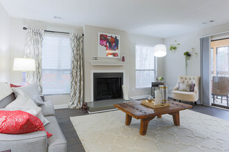 The Reserve at Ridgewood in Sandy Springs, GA - Building Photo - Interior Photo