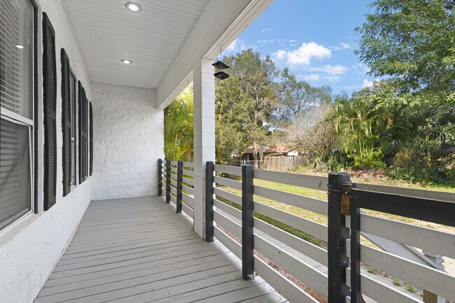 704 Grape Ave in St. Cloud, FL - Building Photo - Building Photo