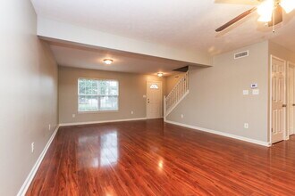 12046 Royalwood Dr in Fishers, IN - Building Photo - Building Photo