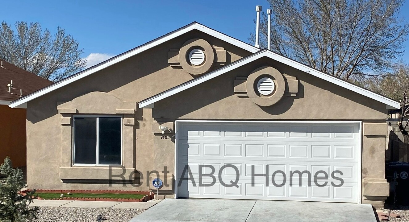 7405 Purple Fringe Rd SW in Albuquerque, NM - Building Photo