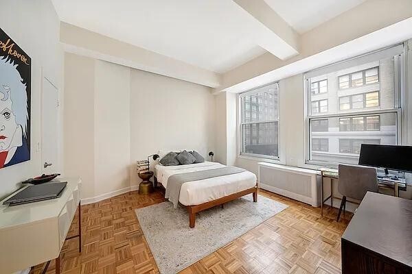 425 Park Ave S in New York, NY - Building Photo