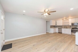 7518 New Jersey Ave in Hudson, FL - Building Photo - Building Photo