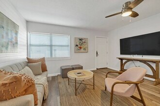 302 Santa Rosa Blvd, Unit SI ID1501994P in Fort Walton Beach, FL - Building Photo - Building Photo