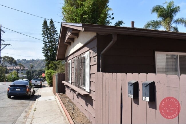 1128-1130 Colusa St in San Diego, CA - Building Photo - Building Photo