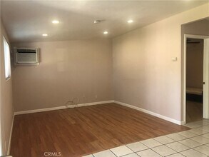 172 N Winton Ave, Unit 111 in La Puente, CA - Building Photo - Building Photo