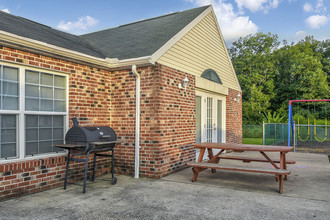 Yellowbud Place in Moorefield, WV - Building Photo - Building Photo