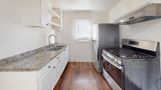 2714 Virginia Ave in Shasta Lake, CA - Building Photo - Building Photo
