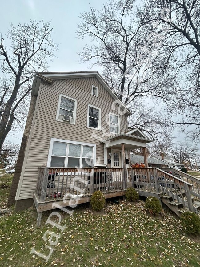 2424 Airport Hwy in Toledo, OH - Building Photo - Building Photo