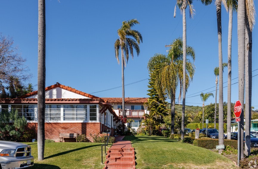 304 Myrtle St in Laguna Beach, CA - Foto de edificio