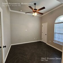 2042 Yturria Dr in Belton, TX - Building Photo - Building Photo