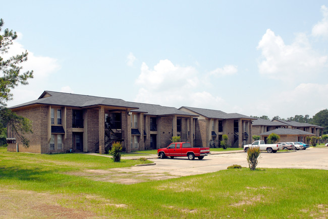 Overnight Investments in Magnolia, TX - Building Photo - Building Photo