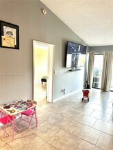 9244 W Atlantic Blvd in Coral Springs, FL - Building Photo - Building Photo