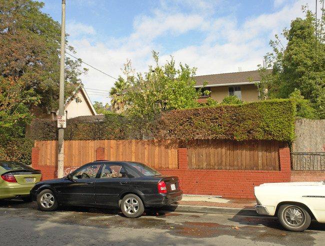 7137-7139 Hawthorn Ave in Los Angeles, CA - Building Photo - Building Photo