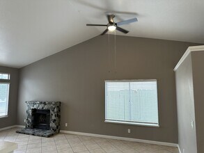 1612 Giammona Ct in Modesto, CA - Building Photo - Building Photo