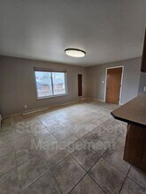 610 Vista Ln in Cheyenne, WY - Building Photo - Building Photo