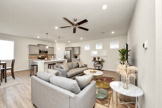 14967 Eagle Feather Dr in Houston, TX - Building Photo - Building Photo