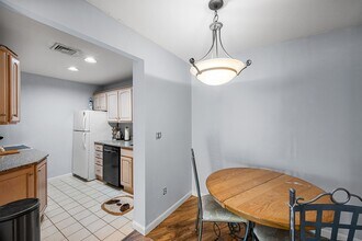 42 Loomis St, Unit 217 in Malden, MA - Building Photo - Building Photo