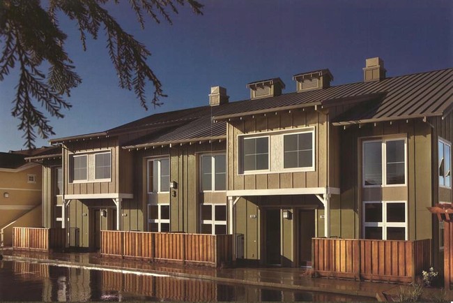 The Cotati Lofts in Cotati, CA - Building Photo - Building Photo