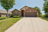 375 Enchanted Woods Trail in Buda, TX - Foto de edificio - Building Photo