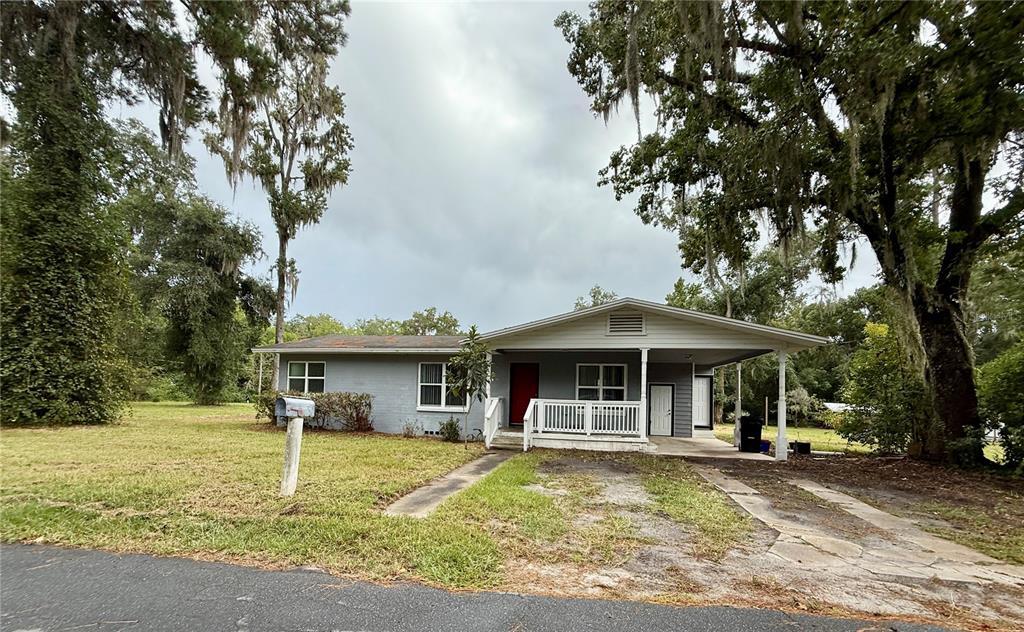 825 SE 8th Ave in Gainesville, FL - Building Photo