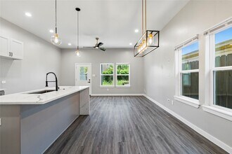 8136 Fountain St in Houston, TX - Building Photo - Building Photo