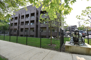 4510 N Beacon St, Unit 4520-106 Apartamentos