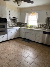 122 Fairview Ave, Unit Second Floor in Port Chester, NY - Foto de edificio - Building Photo