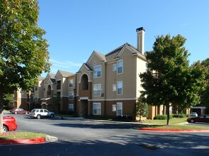 Camden Dunwoody in Dunwoody, GA - Building Photo - Building Photo