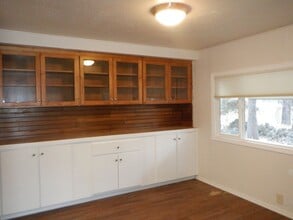 60948 Granite Dr in Bend, OR - Building Photo - Building Photo