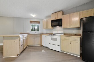 20356 S I - 12 Service Rd in Ponchatoula, LA - Building Photo - Building Photo