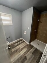 2006 26th St in Lubbock, TX - Building Photo - Building Photo