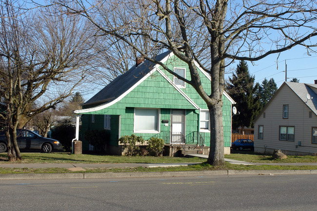 6511 NE Prescott St in Portland, OR - Building Photo - Building Photo