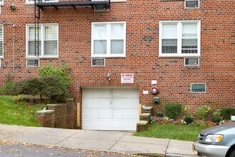 Ridgefield Towers in Brooklyn, NY - Foto de edificio - Building Photo