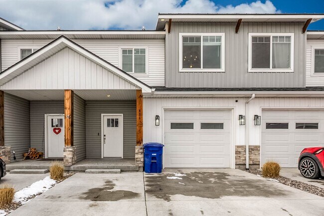 property at 434 S 3rd W