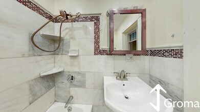 3 Mark St, Unit 1 in Boston, MA - Foto de edificio - Building Photo