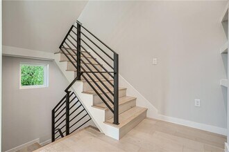 5605 Sunshine Dr in Austin, TX - Building Photo - Building Photo