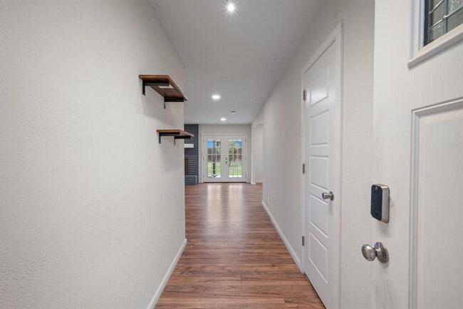 6305 Clubway Ln in Austin, TX - Building Photo - Building Photo