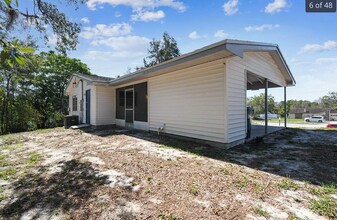 11409 Spring Hill Dr in Spring Hill, FL - Building Photo - Building Photo