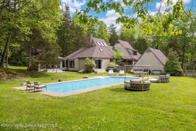 property at 16 Juniper Ln