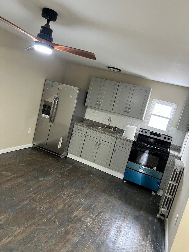 925 Madison Ave in Scranton, PA - Building Photo - Building Photo
