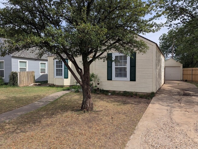 property at 2419 25th St