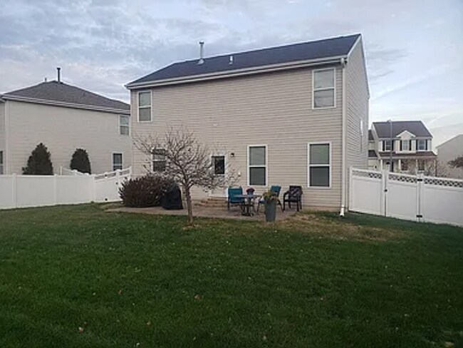 16510 Loop St in Omaha, NE - Building Photo - Building Photo